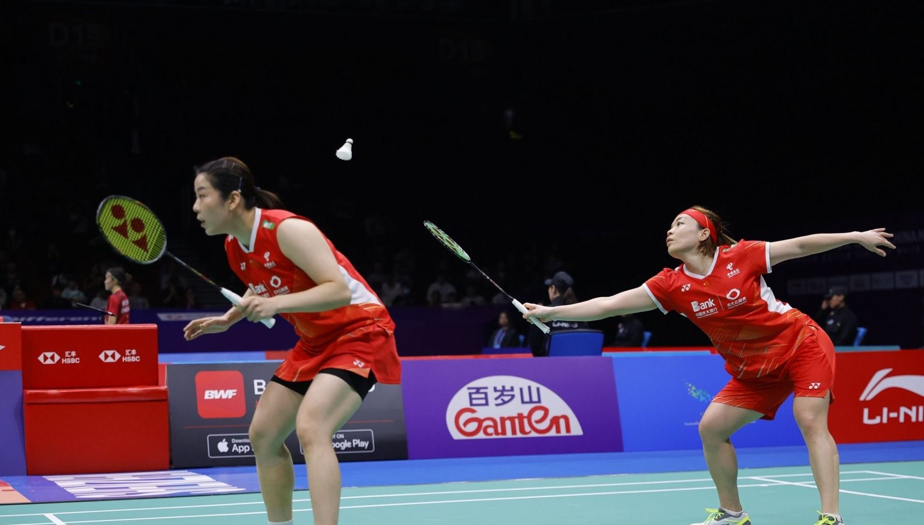 比赛中更加 比赛中更加