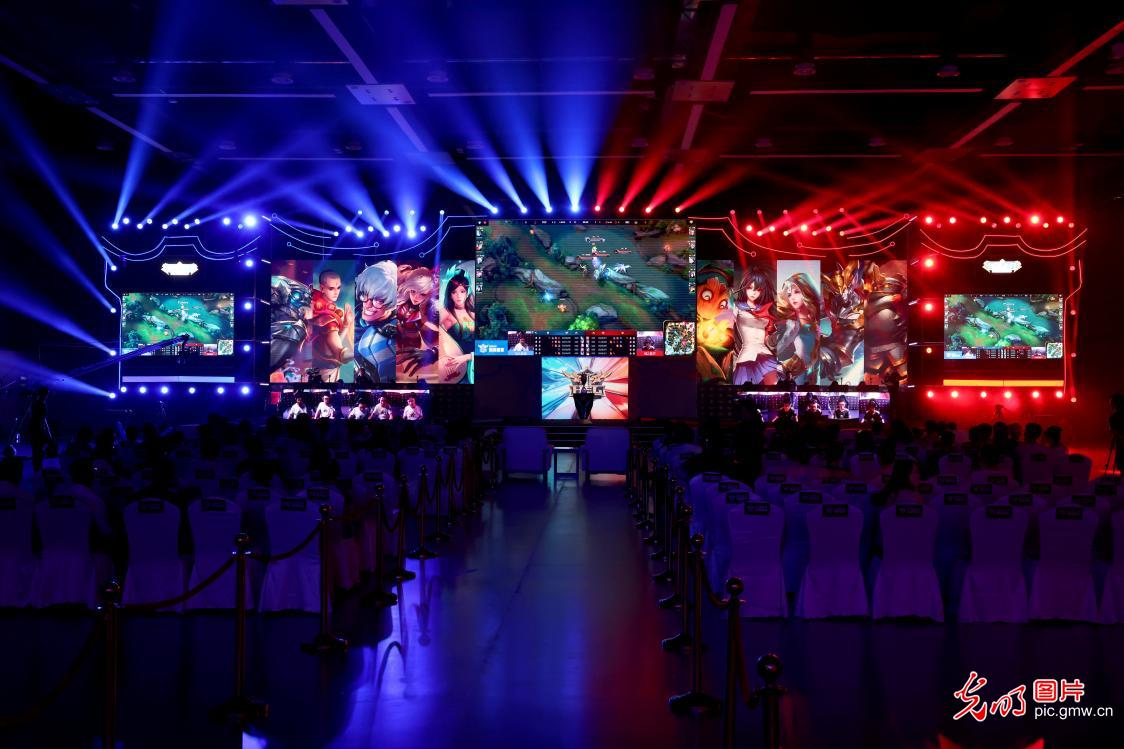 在刚刚结束 在刚刚结束